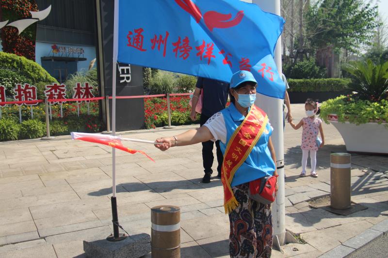 <strong>黄色片肏插</strong>